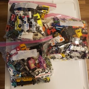 HUGE LOT OF 1980'S HOT WHEELS, MATCHBOX VEHICLES!!!